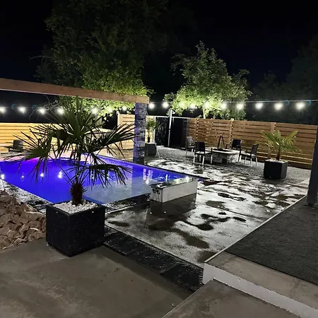 Villa Elmo Oasis