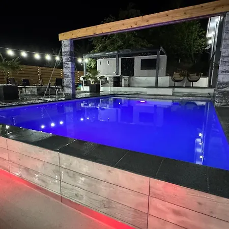 빌라 Elmo Oasis Banovici